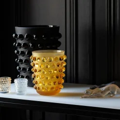 Hot Mossi vase Vases